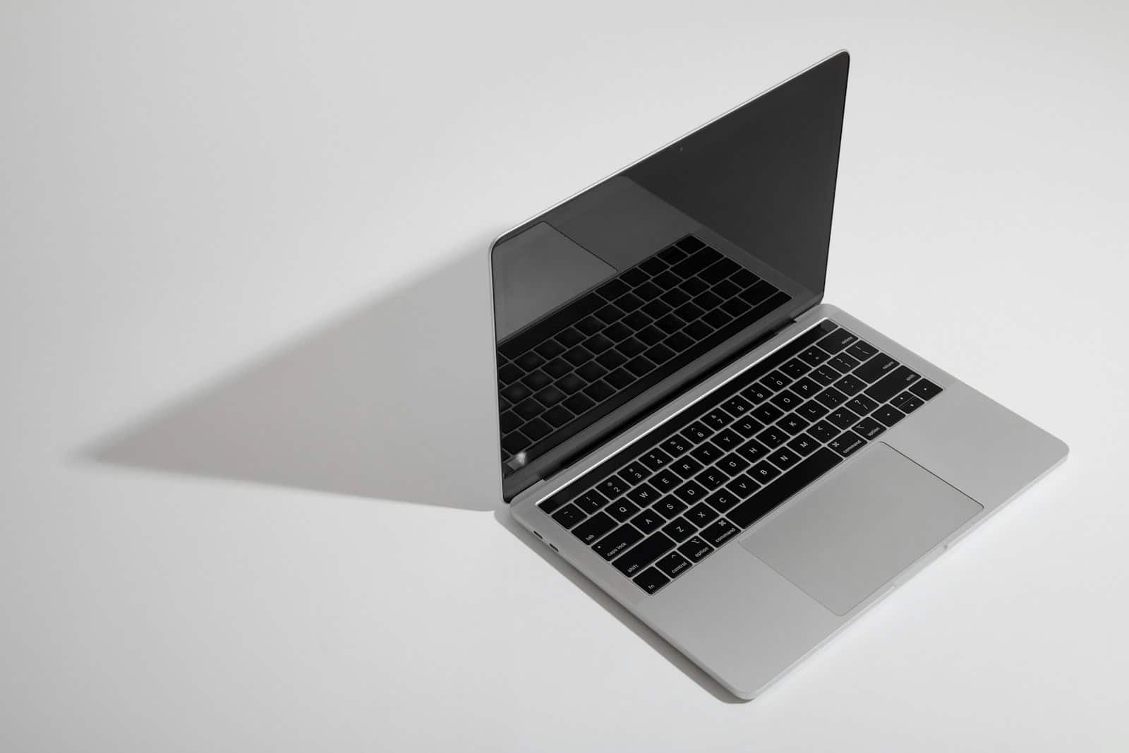 De combien de stockage ai-je besoin sur mon MacBook?