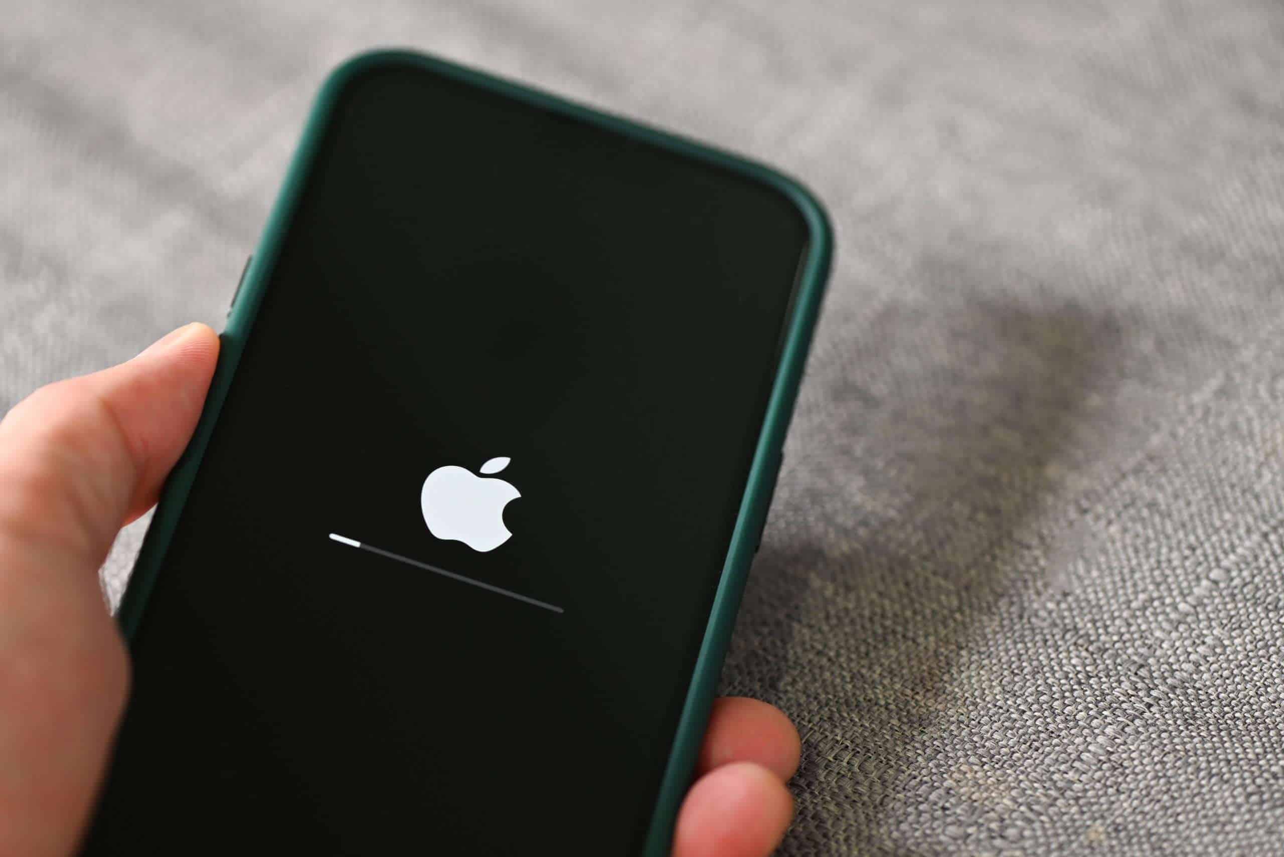 iPhone bloqué sur le logo Apple
